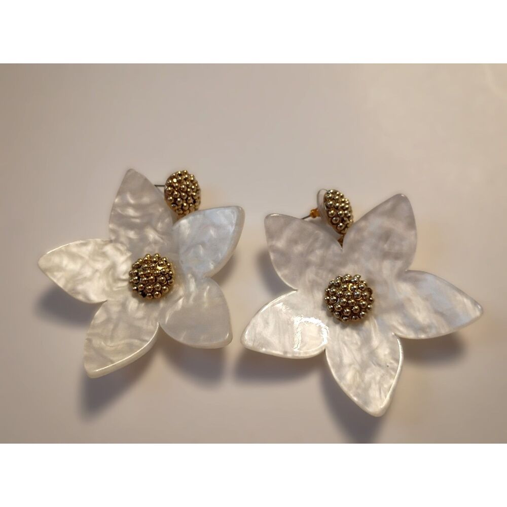Sugarfix Elegant Floral Faux Mother of Pearl Gold Accents Flower Dangle Earrings